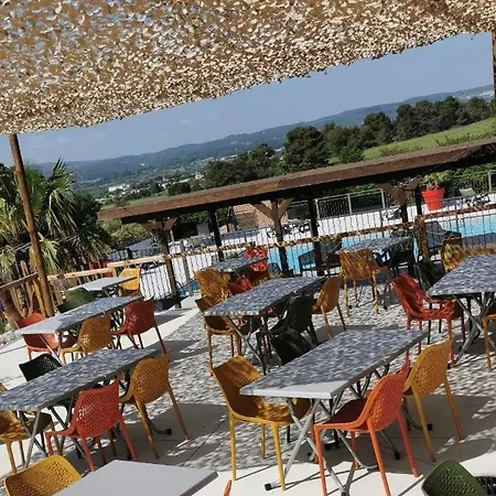 Camping La Commanderie *