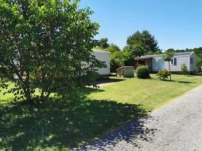 Camping La Commanderie Hotel